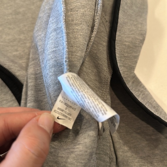 Nike Light Gray Therma Fleece Training Full-Zip Hoodie - Picture 6 of 8